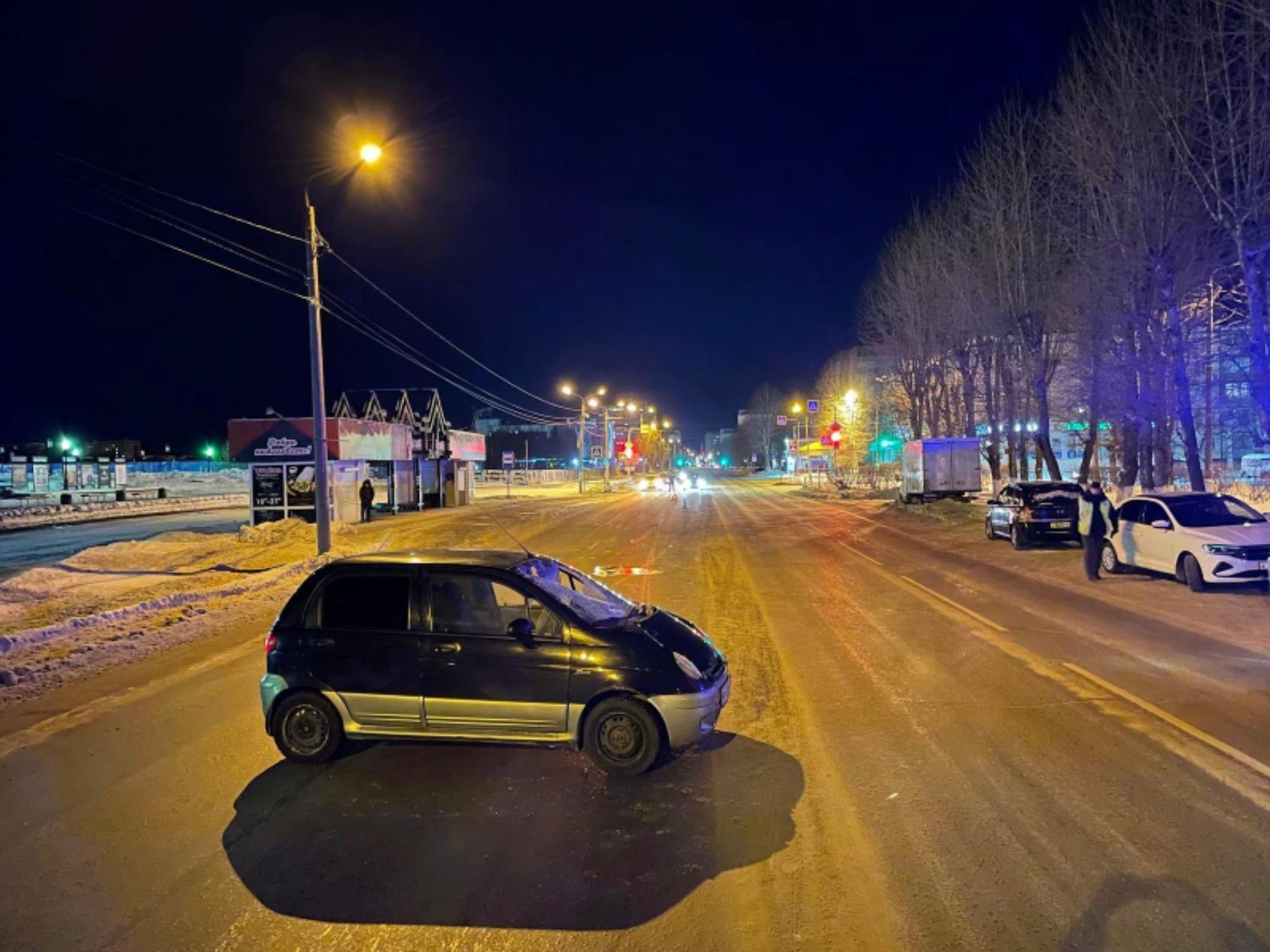 Около 23. ДТП Северодвинск пешеход. Ночной город. Авария в Северодвинске 01 ноября.